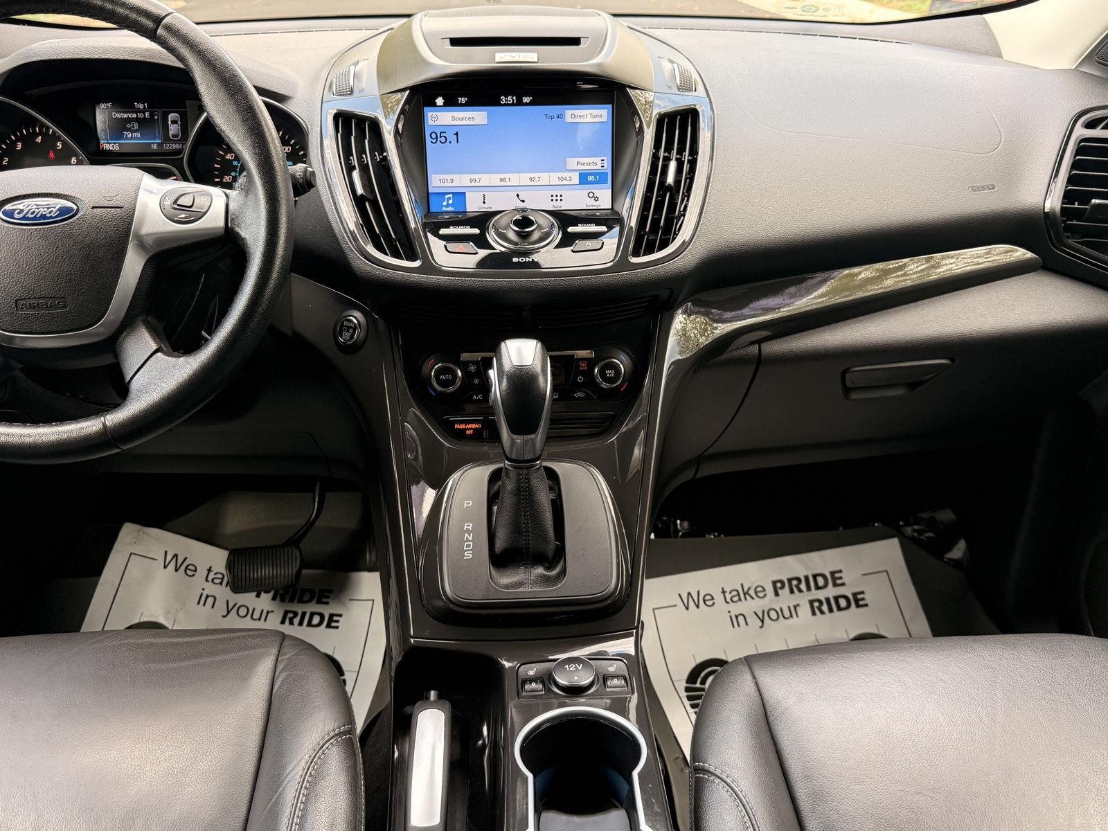 Used 2016 White Platinum Metallic Tri-Coat Ford Titanium image 27