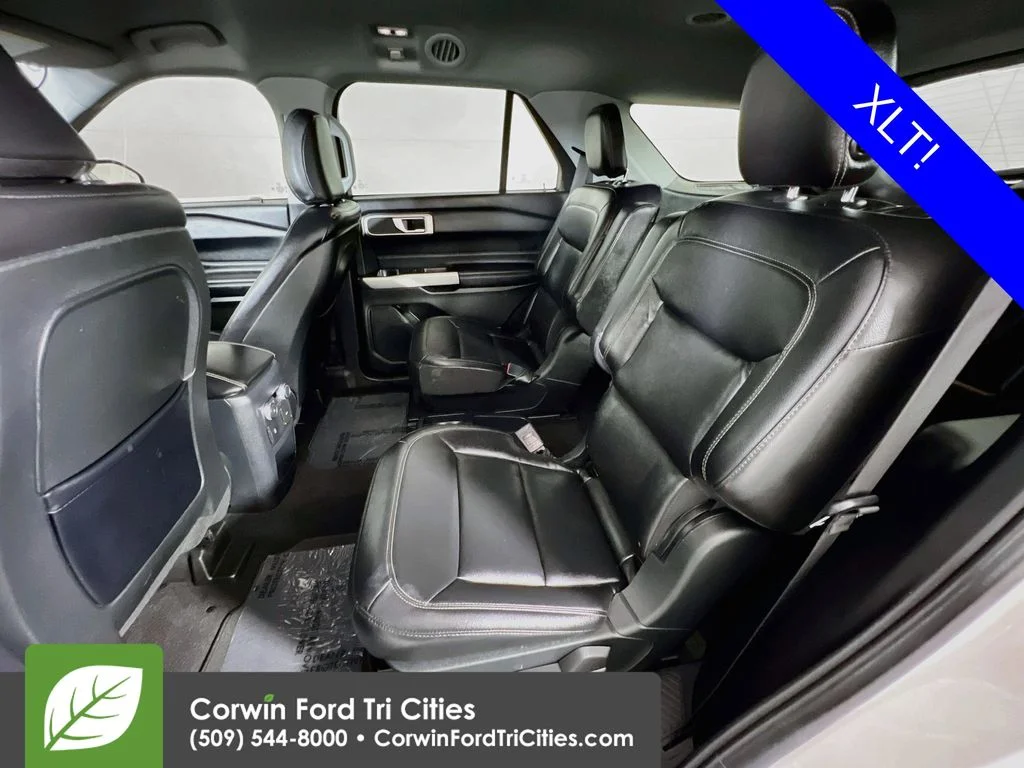 Used 2020 Silver Ford XLT image 28