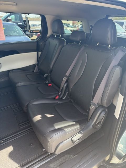 Used 2023 Blue Kia EX image 27