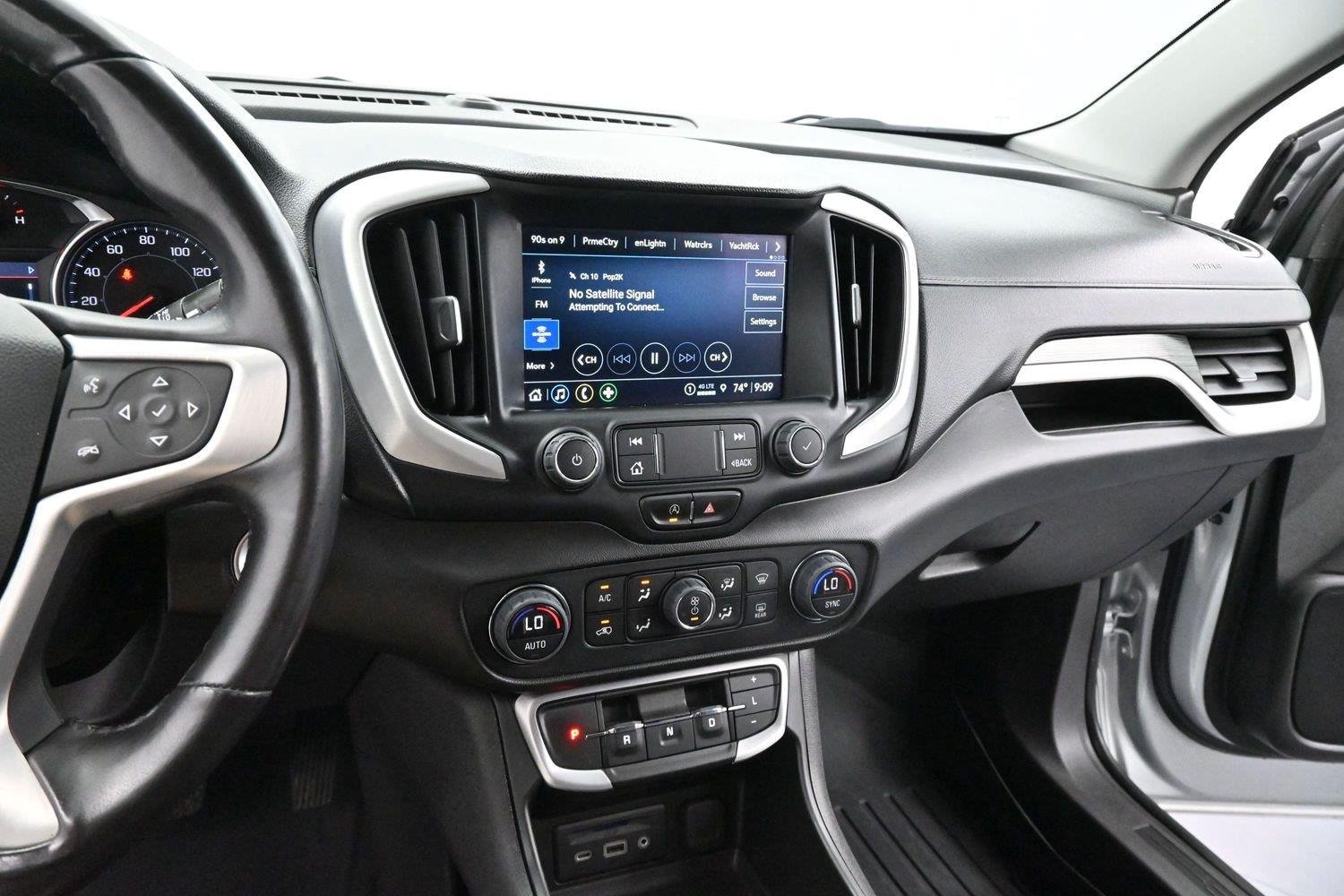 Used 2022 QUICKSILVER METALLIC GMC SLT image 19