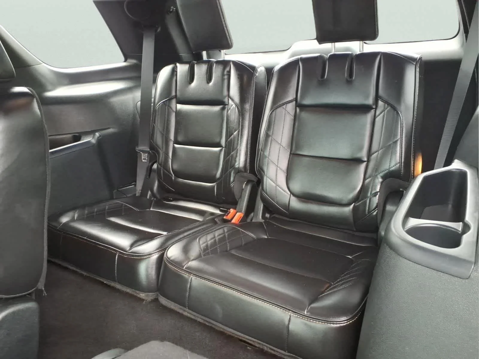 Used 2019 Agate Black Ford Platinum image 30