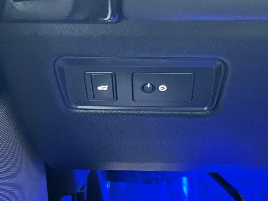 Used 2020 Black Land Rover V8 HSE image 19