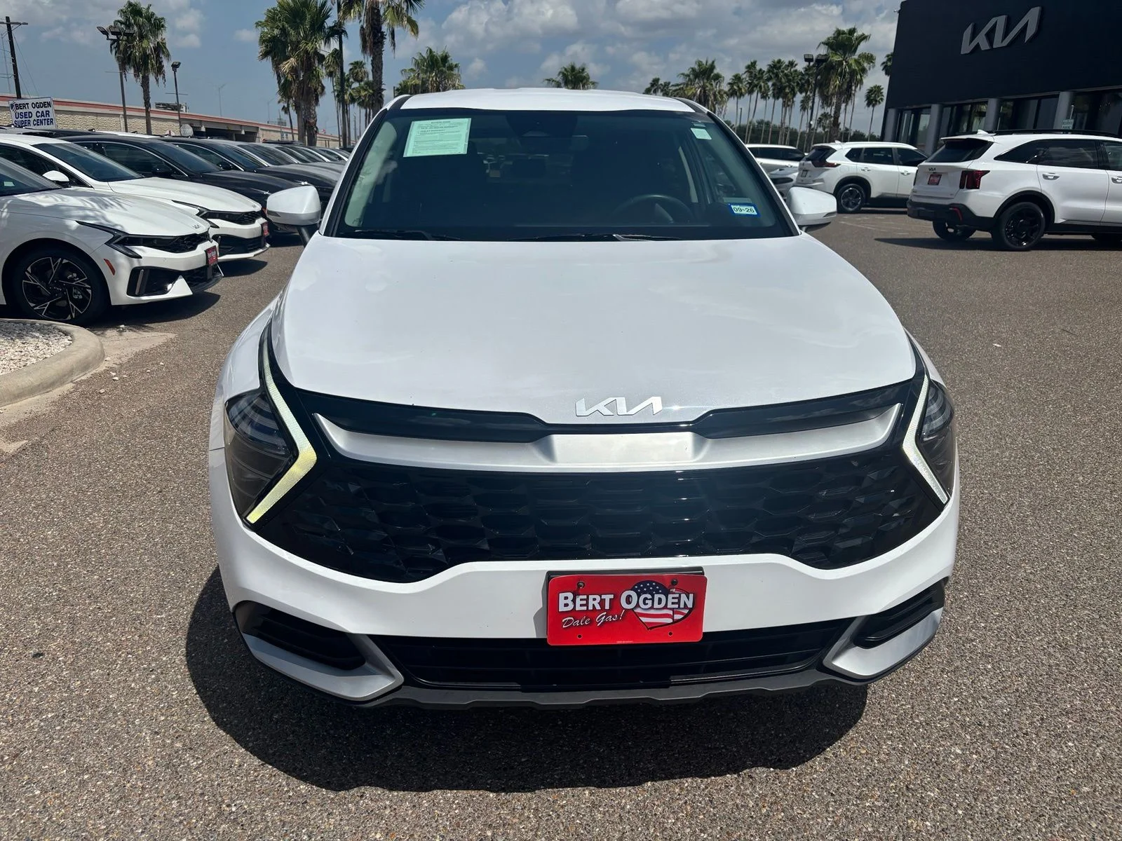 Used 2024 White Kia EX image 2