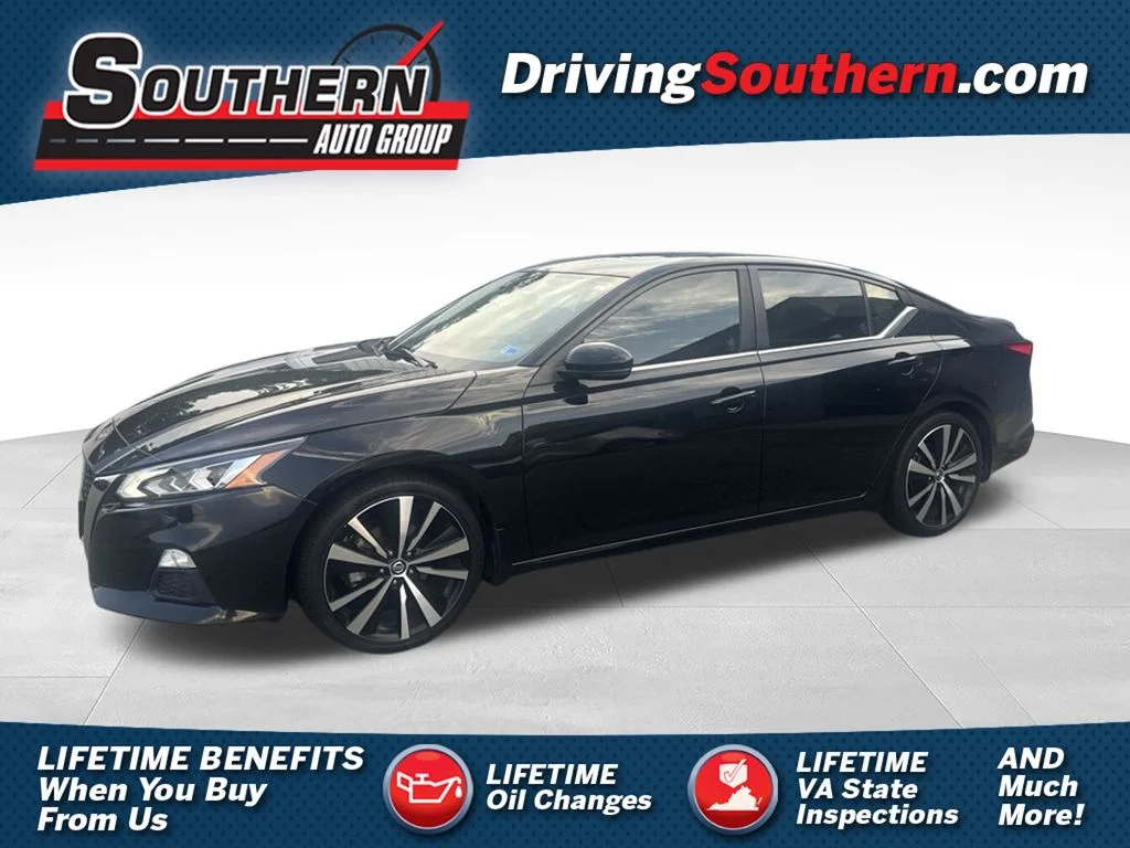 Used 2021 Black Nissan 2.5 SR image 1
