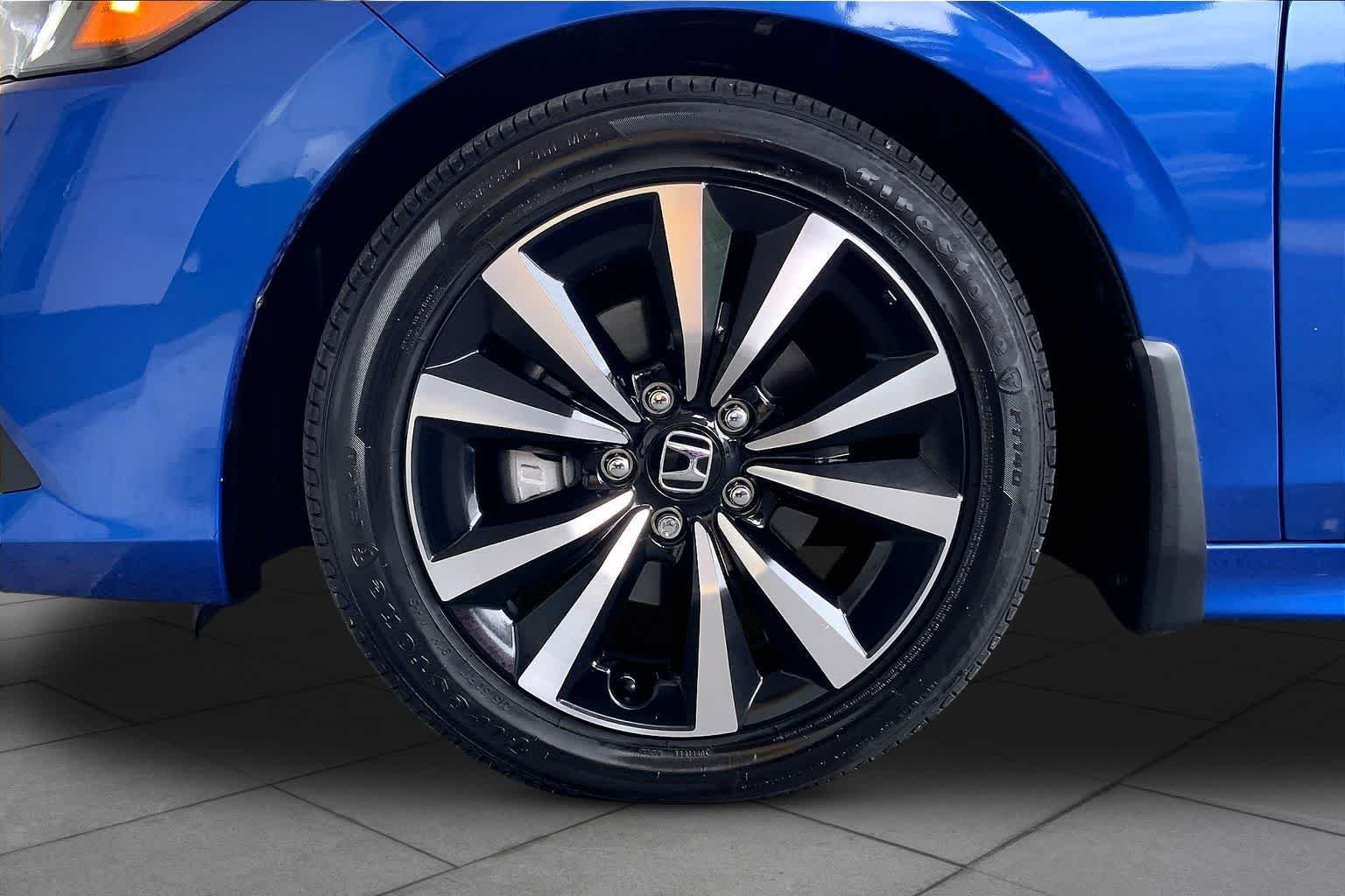 Used 2024 Aegean Blue Metallic Honda EX image 11