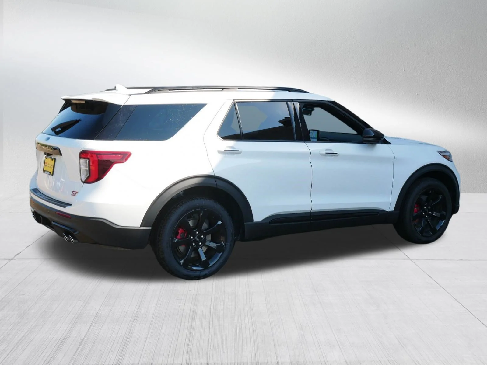 Used 2023 Star White Metallic Tri-Coat Ford ST image 7