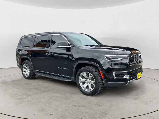 Used 2022 Diamond Black Jeep Series II image 7