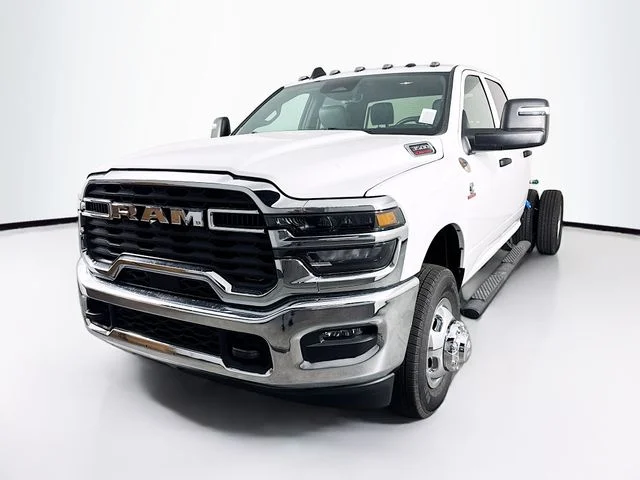 New 2026 Bright White Clear-Coat Exterior Paint RAM TRADESMAN image 3