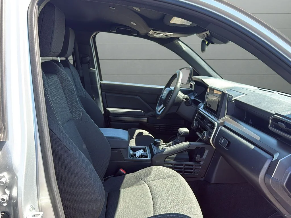 Used 2025 Silver Toyota SR5 image 15