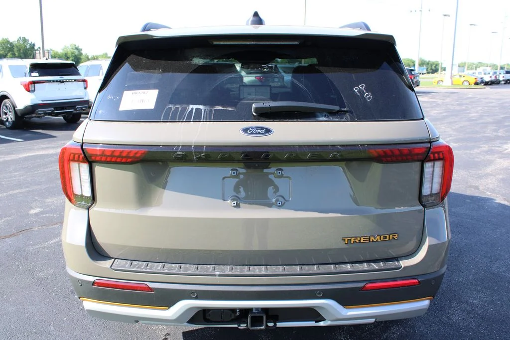 New 2026 Marsh Gray Ford Tremor® image 8