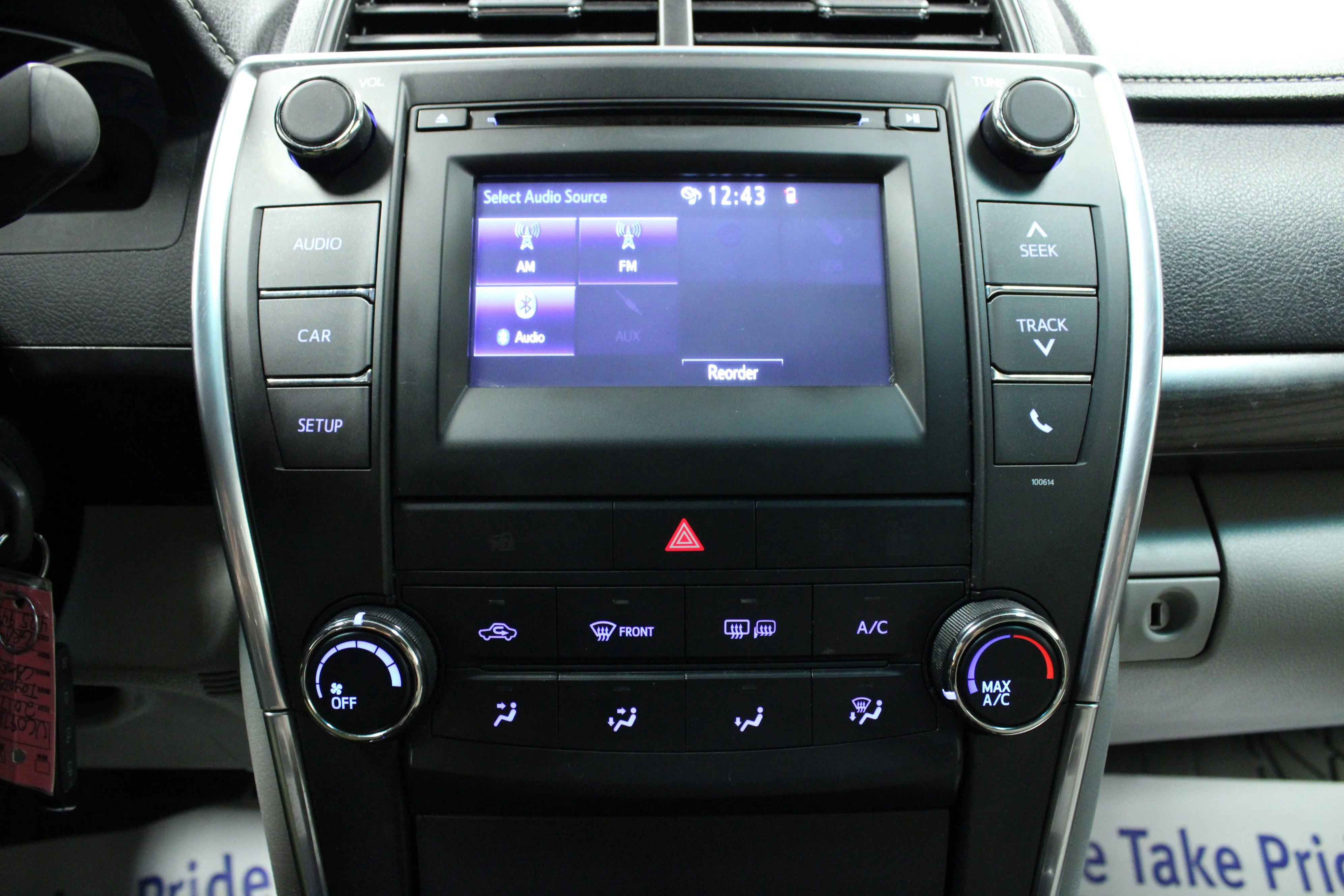 Used 2017 Predawn Gray Mica Toyota LE image 21