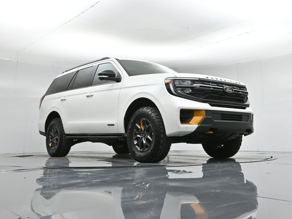 New 2026 Star White Metallic Tri-Coat Ford Tremor image 50