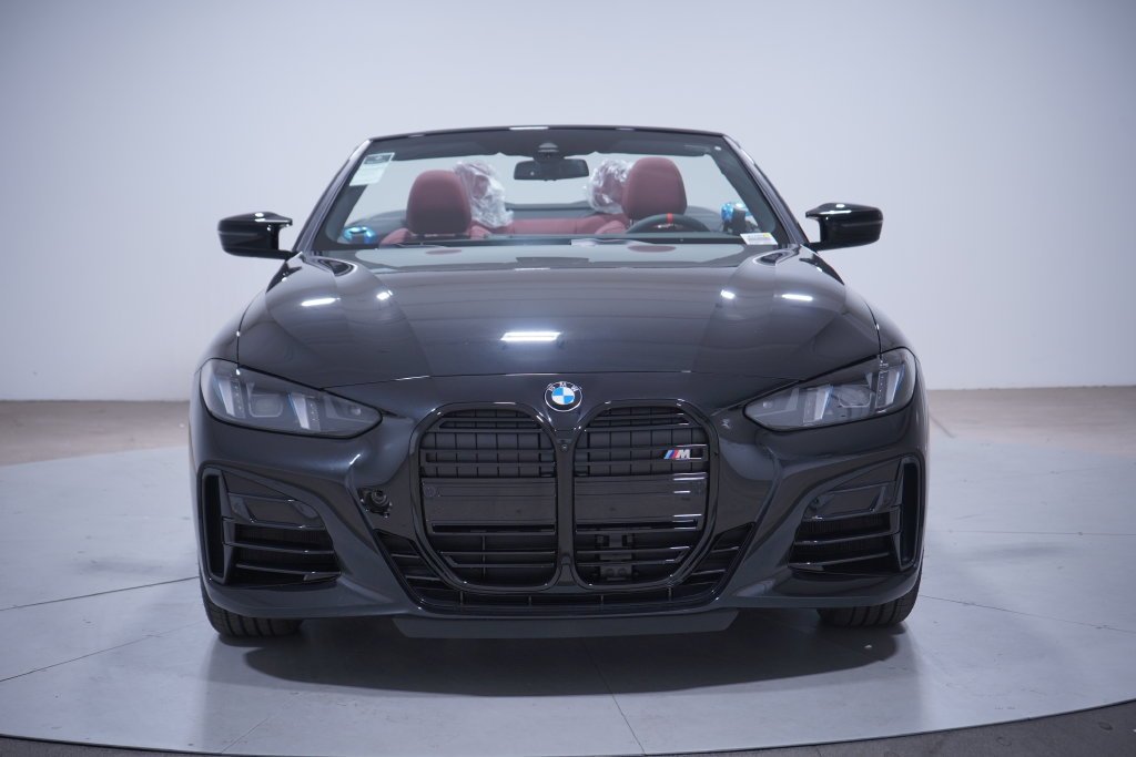 Used 2026 Black Sapphire Metallic BMW M440i image 8