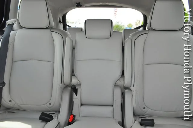 New 2026 Modern Steel Metallic Honda Touring image 11