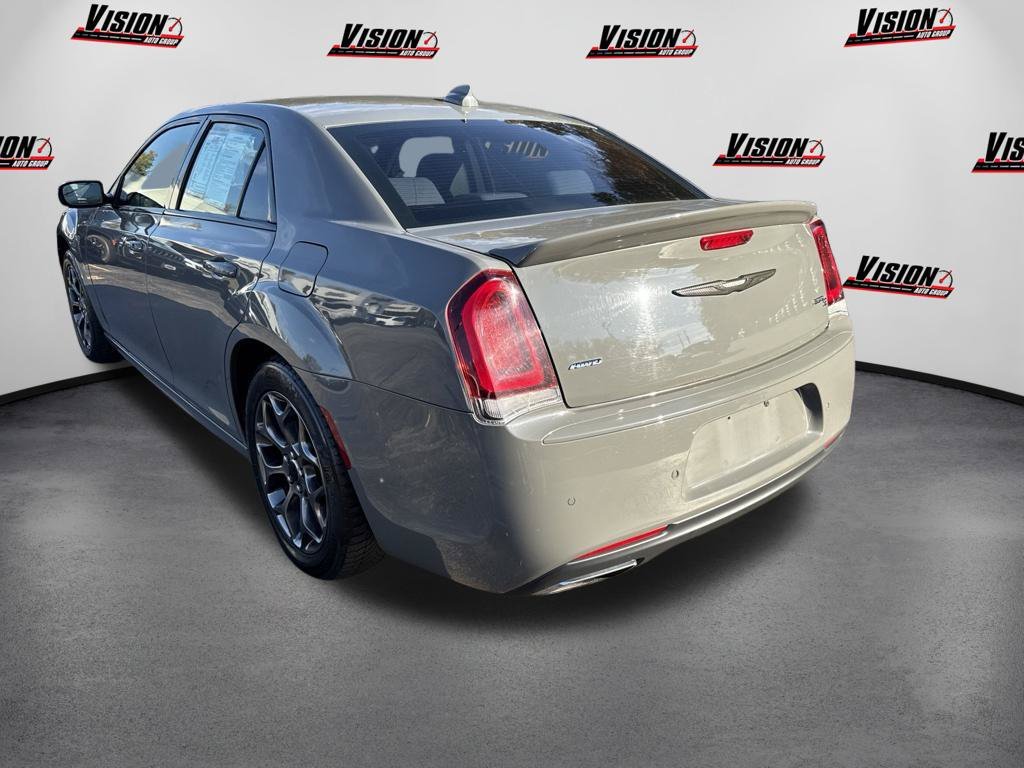 Used 2017 White Chrysler S image 7