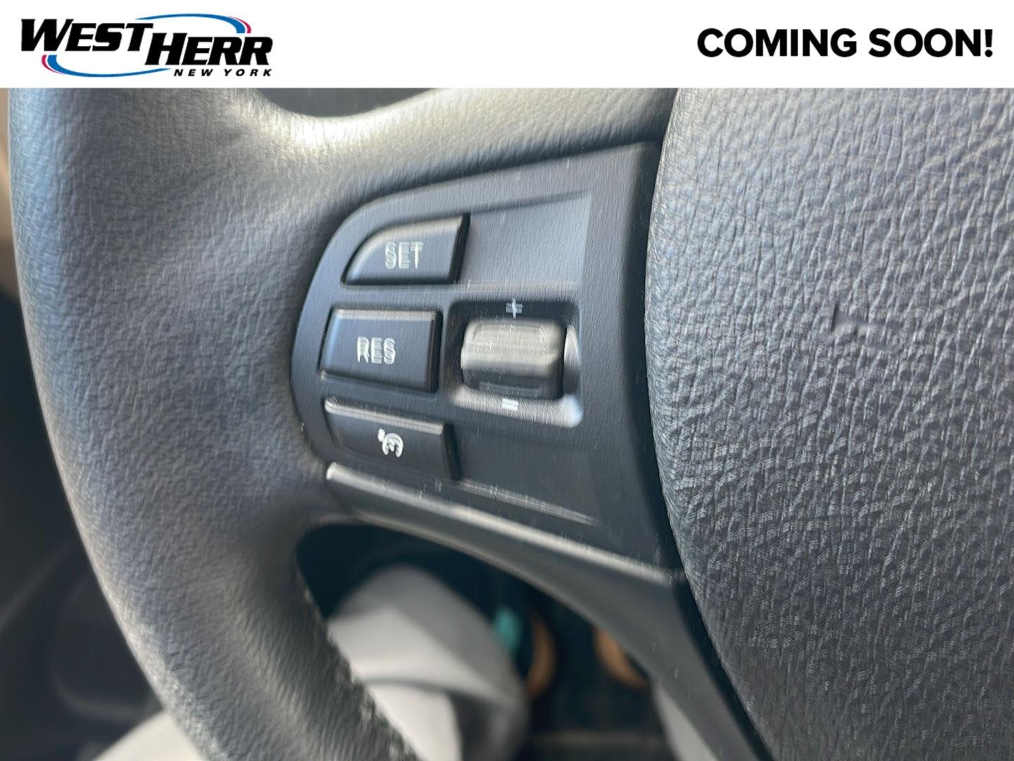 Used 2018 Mediterranean Blue Metallic BMW 320i xDrive image 1