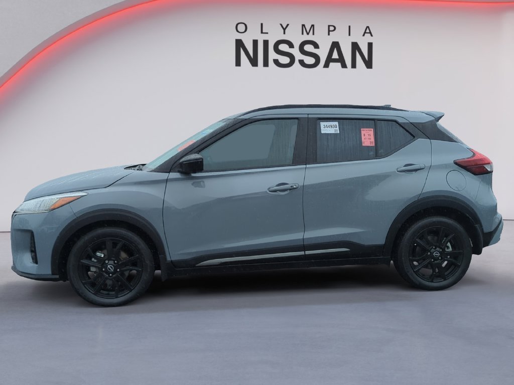 Used 2024 Gray Nissan SR image 3