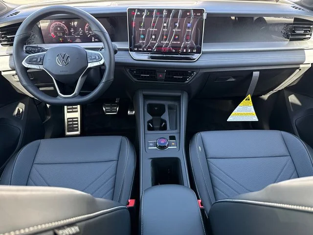 New 2026 Platinum Gray Metallic Volkswagen 2.0T SE R-Line Black image 29