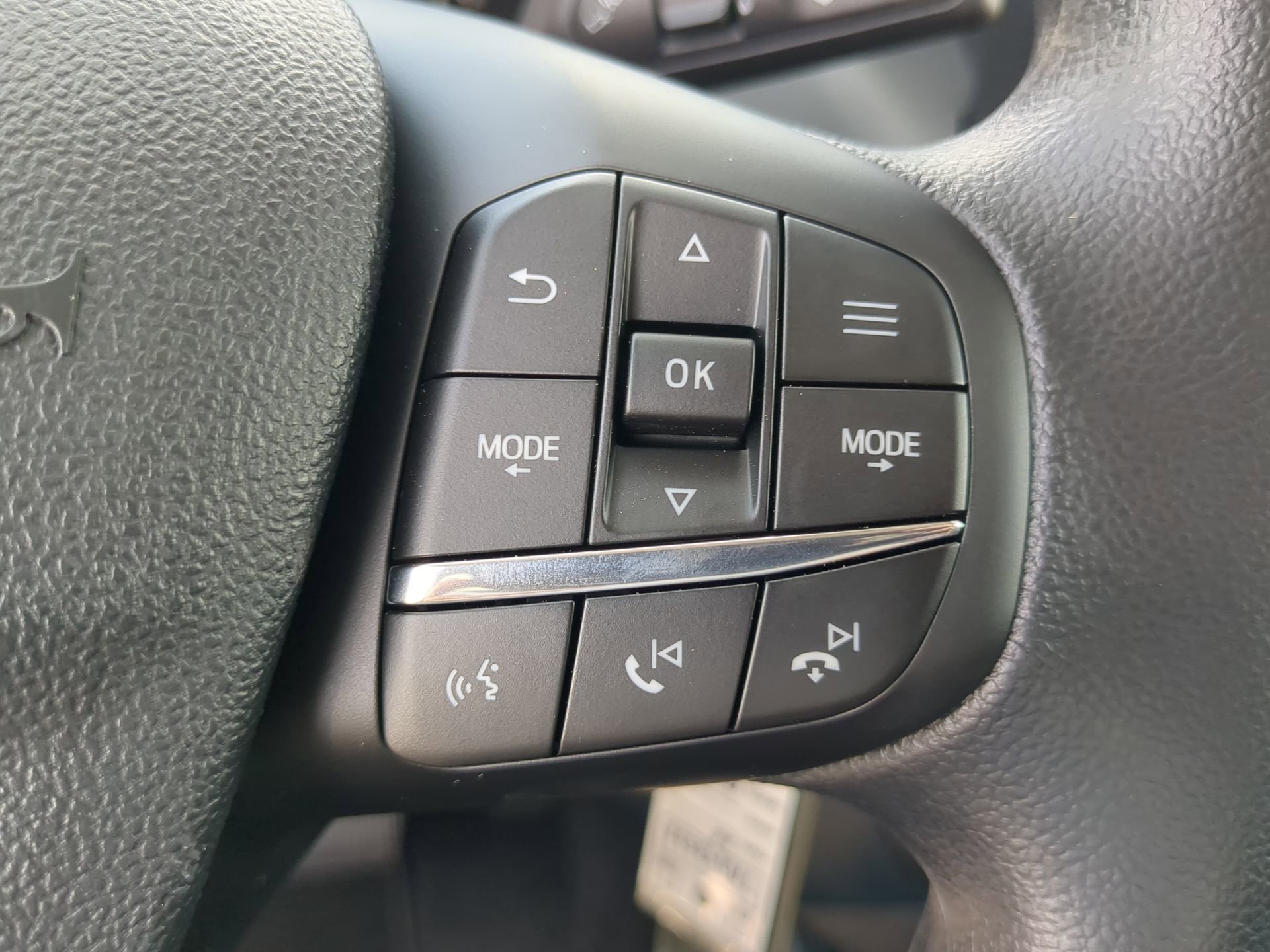 2026 Ford Maverick XL - Photo 61