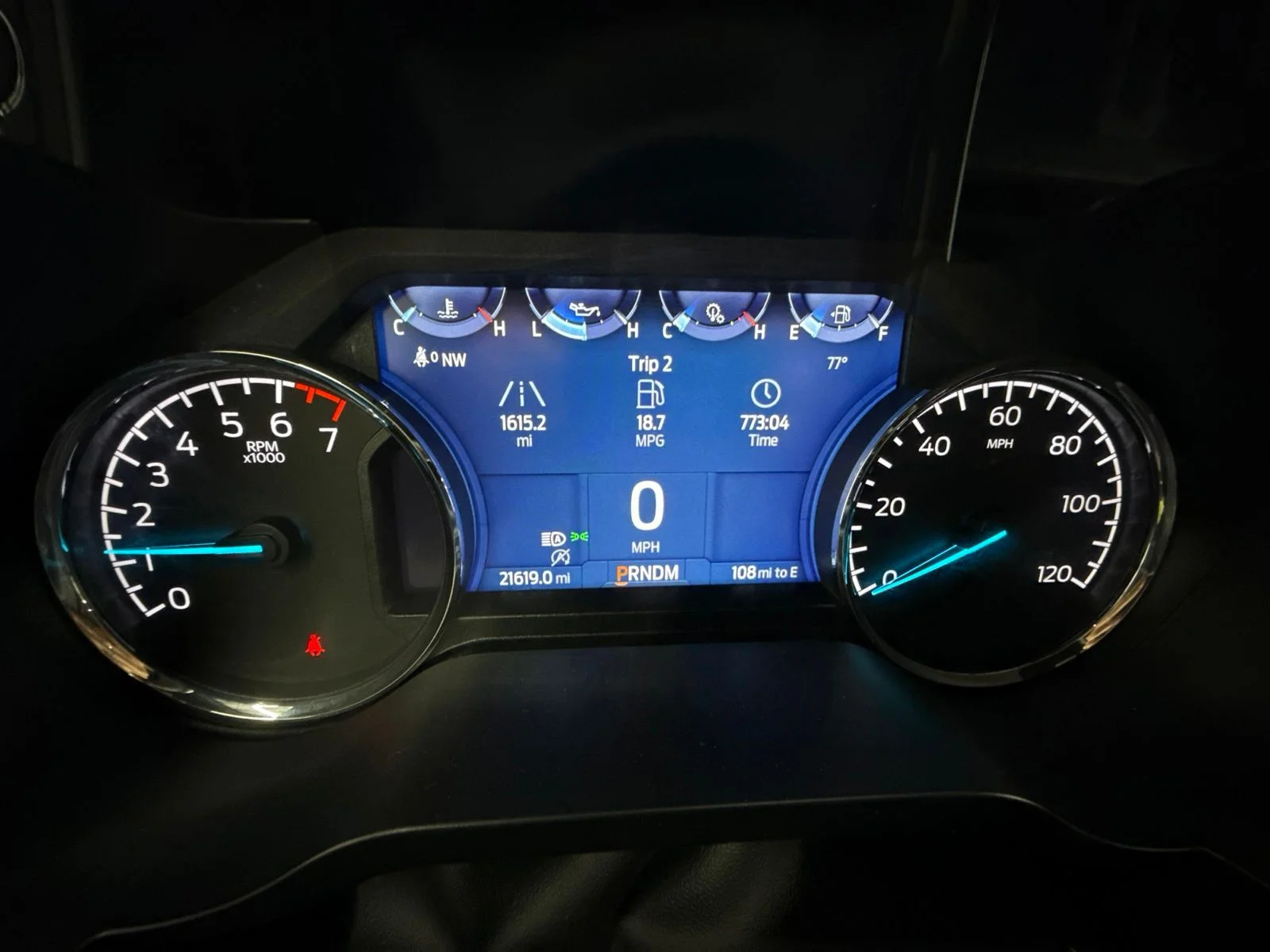 Used 2022 Gray Metallic Ford XLT image 18