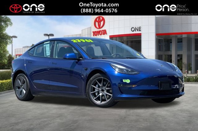 2023 Tesla Model 3 -'s photo