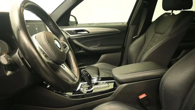 Used 2021 Silver BMW xDrive30i image 21