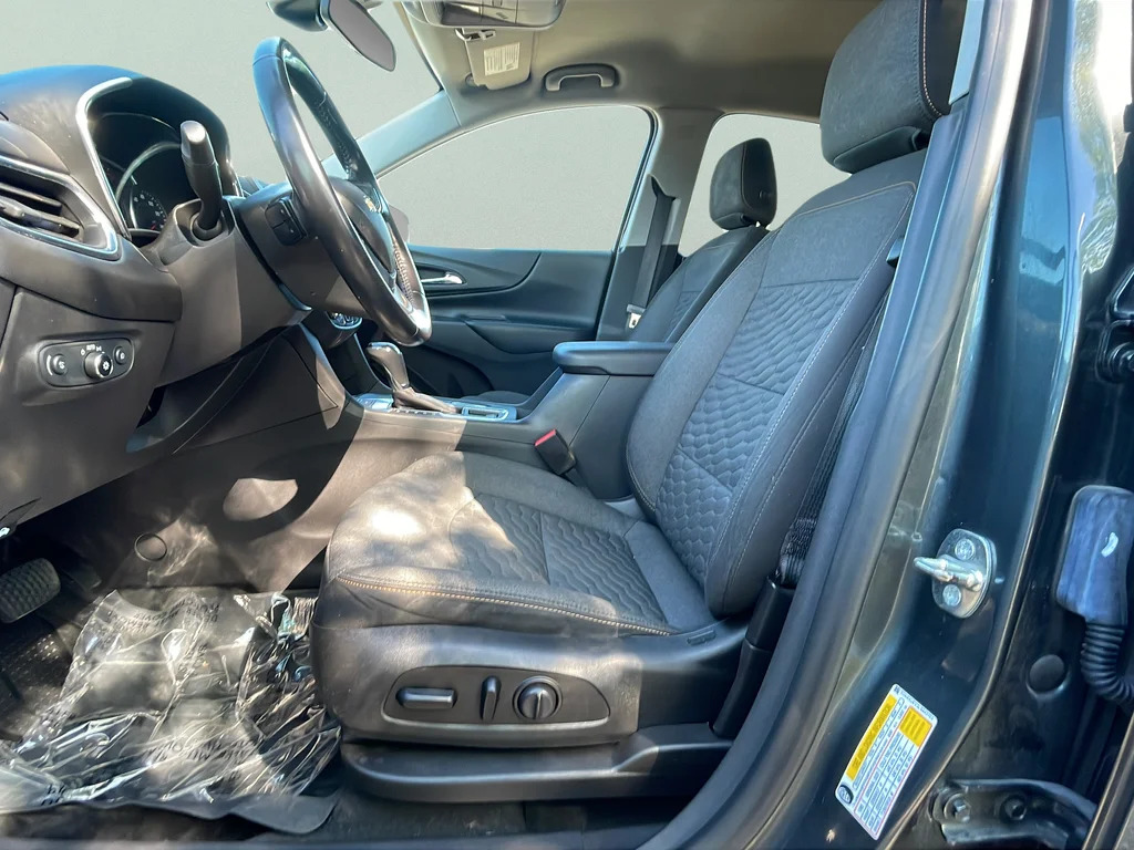 Used 2020 Nightfall Gray Metallic Chevrolet LT image 9
