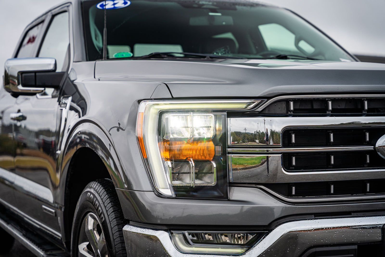 Certified Used 2022 Gray Ford Lariat image 9