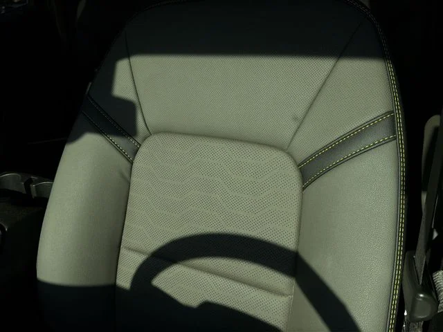 Used 2025 White Chevrolet ZR2 image 10