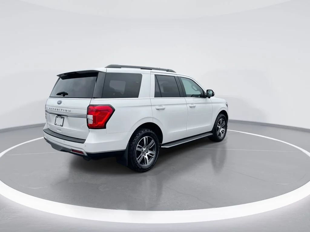Used 2022 White Ford XLT image 8