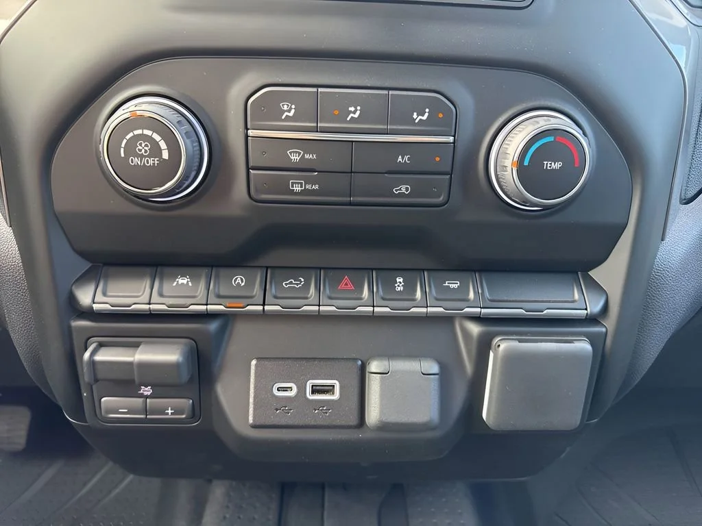 Used 2026 Black Chevrolet Custom image 20