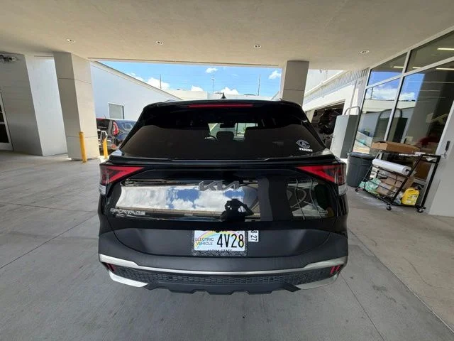 Certified Used 2024 Black Kia X-Line Prestige image 6