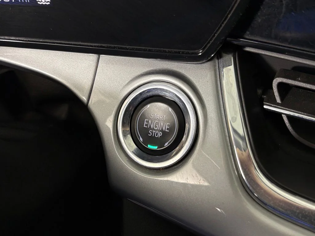 Used 2025 Gray Chevrolet LT image 23