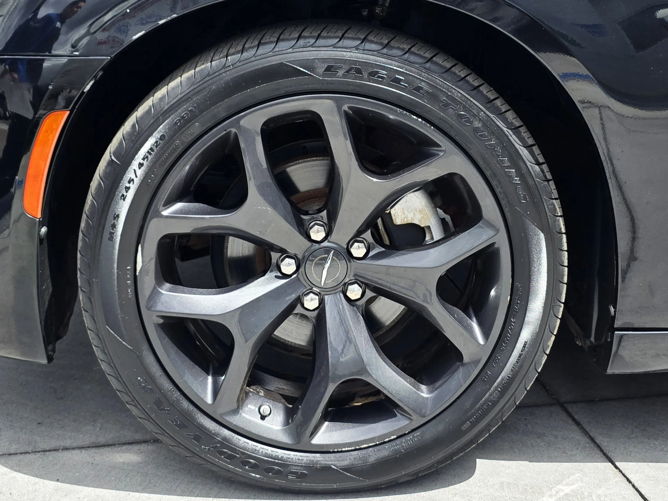 Certified Used 2022 Gloss Black Chrysler S image 10