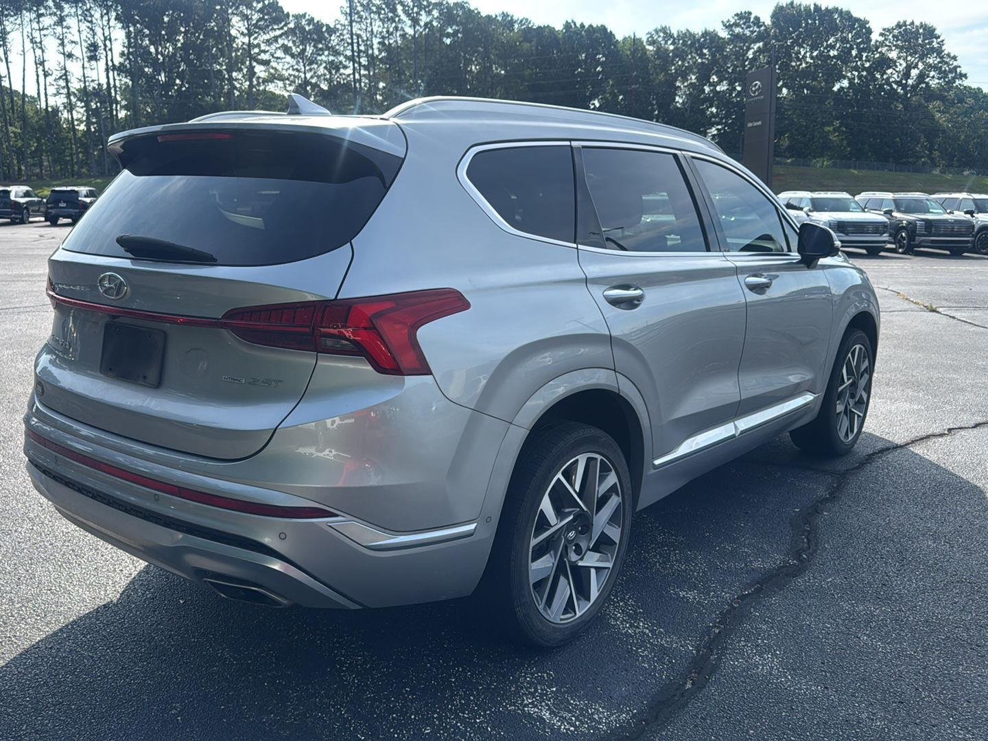 Used 2021 SILVER HYUNDAI  image 3