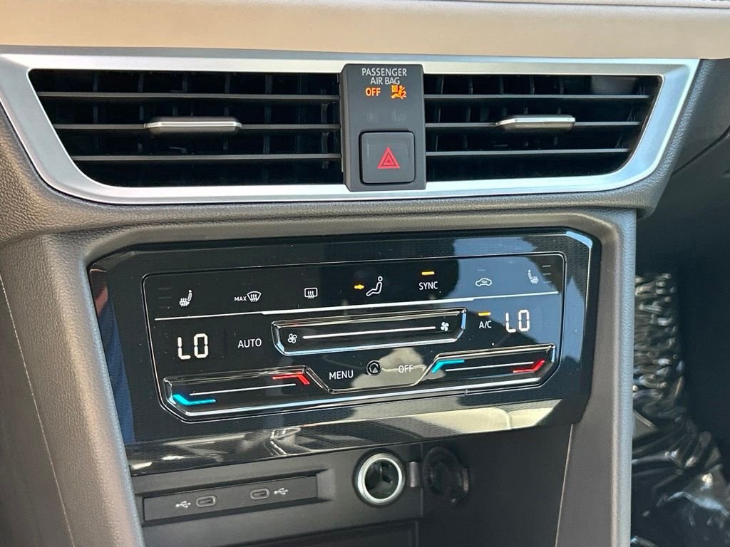 New 2026 Gray Volkswagen 1.5T SE image 34