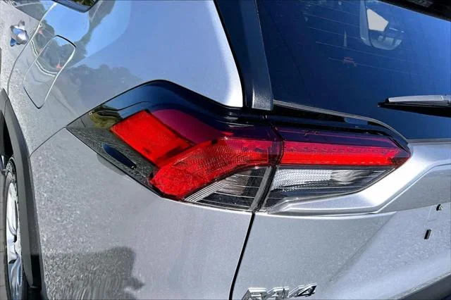 Certified Used 2024 SILVER SKY METALLIC Toyota  image 29