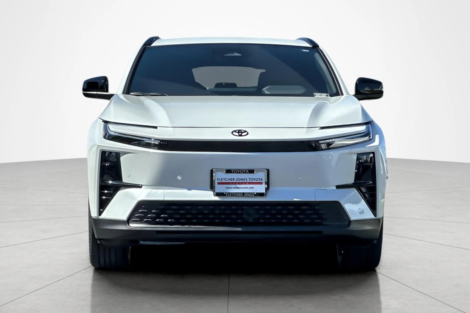 New 2026 Wind Chill Pearl <sup>1</sup> Toyota  SE image 8