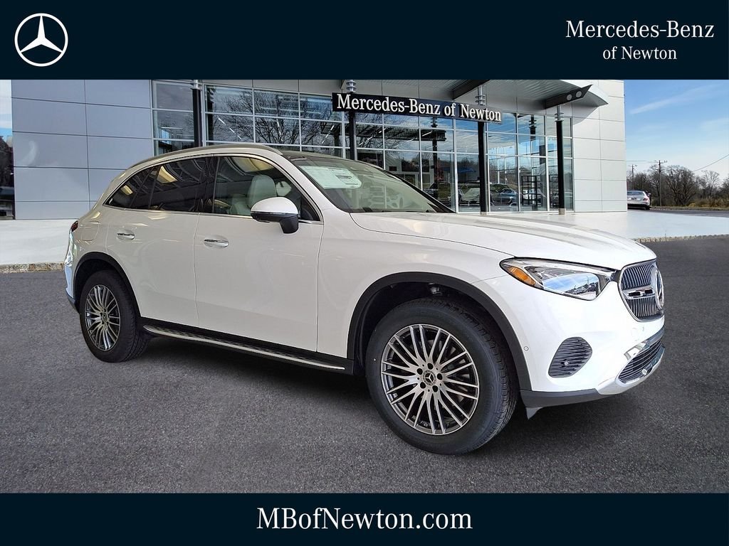 2027 Mercedes-Benz GLC Base