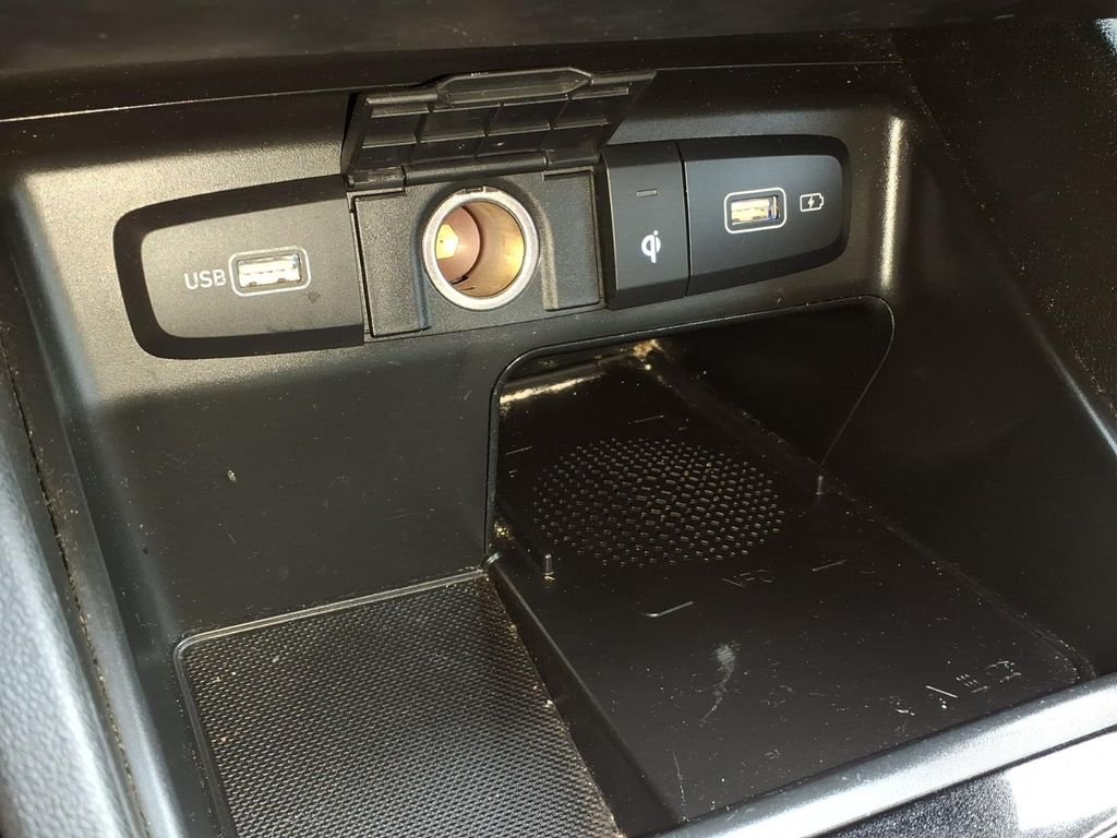 Certified Used 2024 Hampton Gray Hyundai SEL image 23