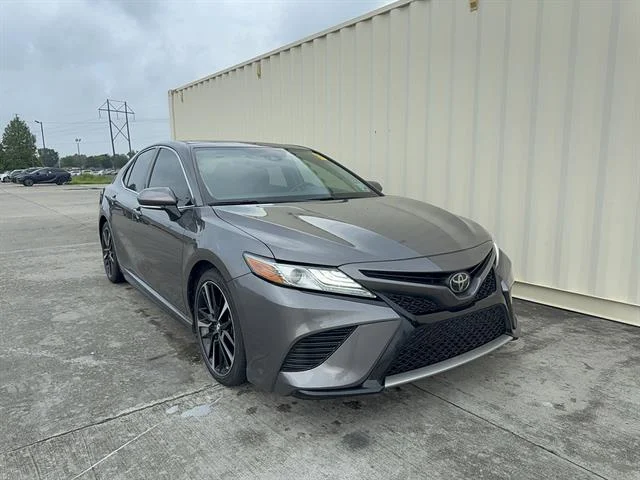 Used 2019 Predawn Gray Mica Toyota XSE V6 image 1