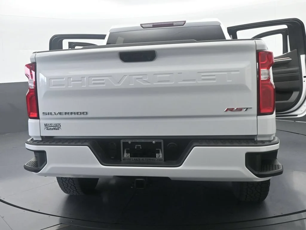 Used 2026 Summit White Chevrolet RST image 70