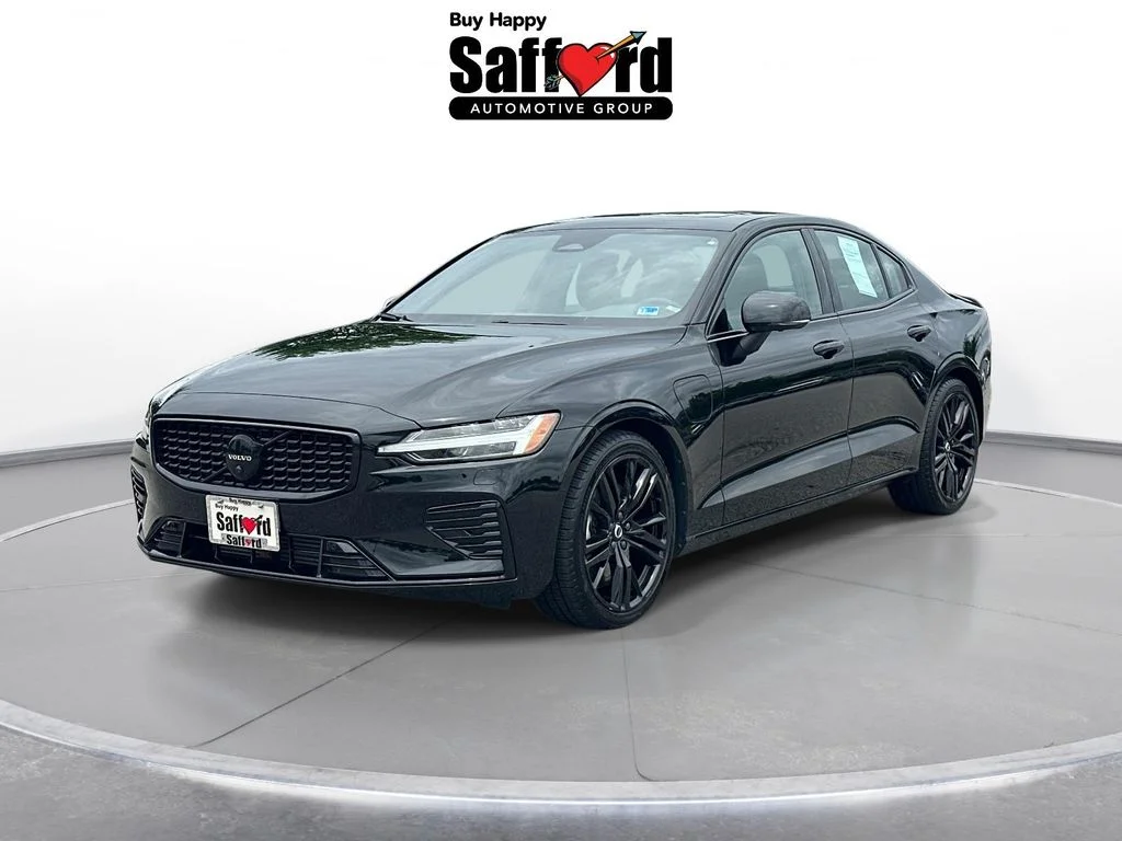 2023 Volvo S60 T8 Recharge Plus Black Edition AWD's photo