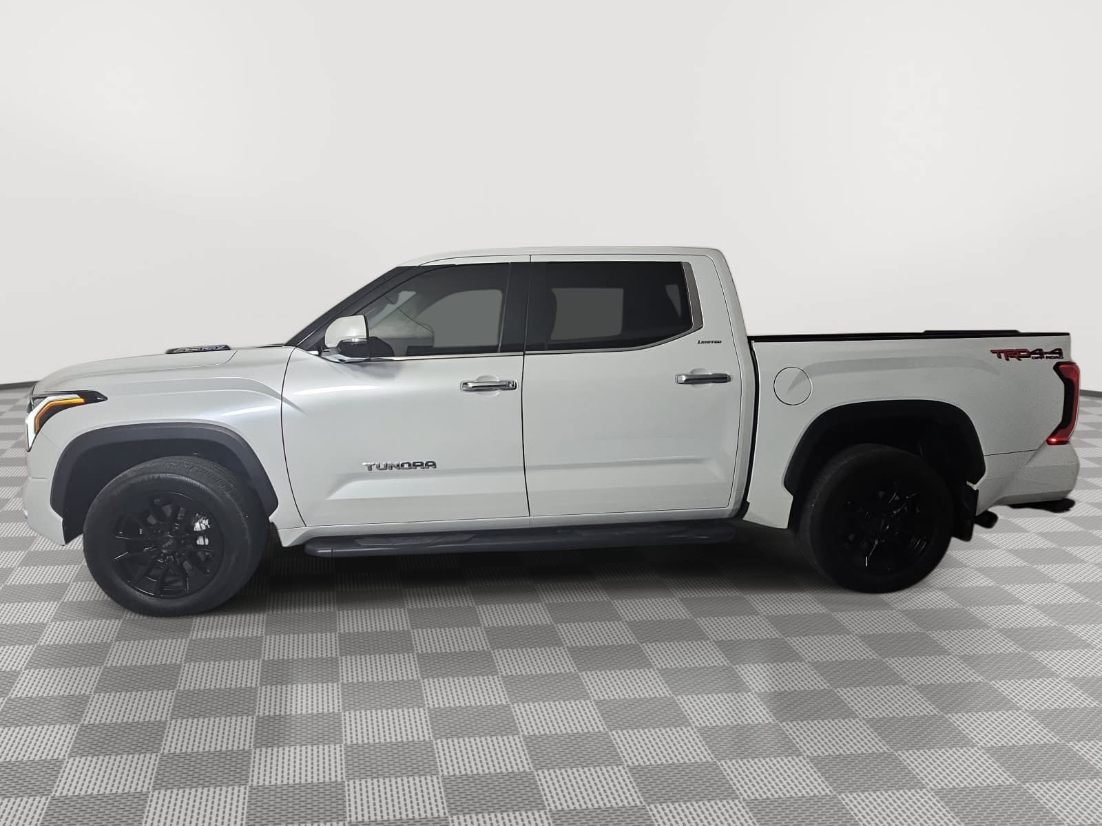 Used 2023 Beige Toyota Limited image 5