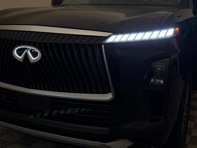 New 2026 BLACK OBSIDIAN INFINITI Luxe 2WD image 6