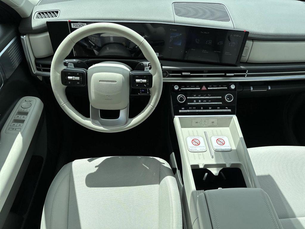 New 2026 Ecotronic Gray Hyundai SE FWD image 10