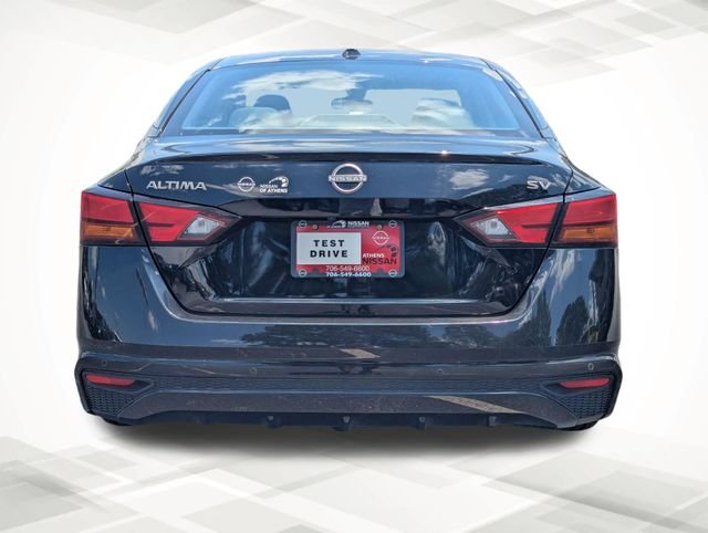 Used 2024 Black Nissan 2.5 SV image 5