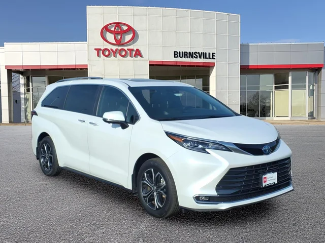 2025 Toyota Sienna Platinum