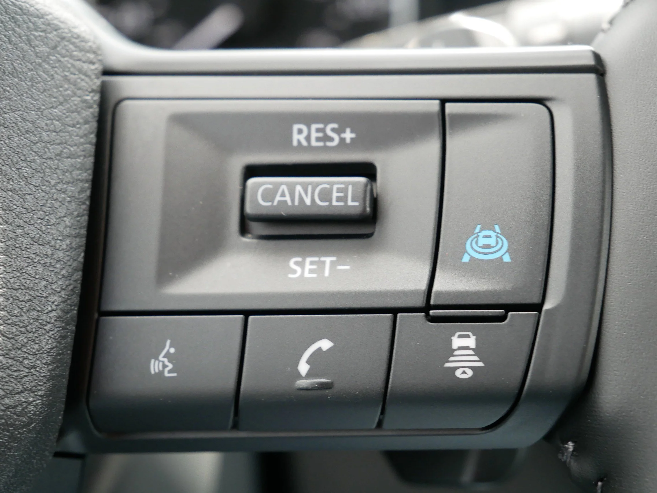 2026 Nissan Rogue SV - Photo 30