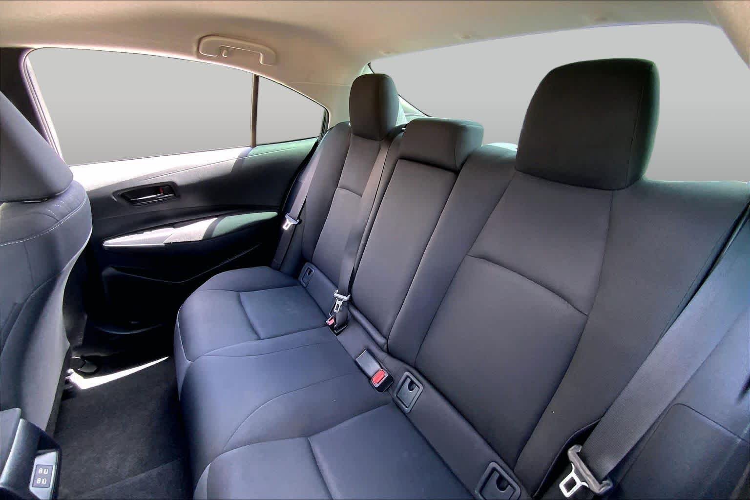 Used 2025 Midnight Black Metallic Toyota LE image 20